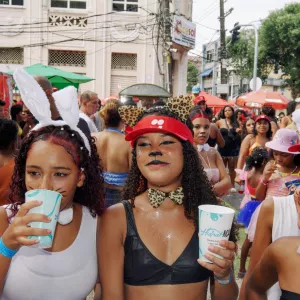 Governo da Bahia distribui mais de 70 mil litros de água potável durante o Carnaval 2026