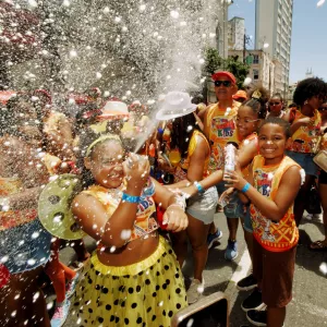 Ouro Negro: Vamos Nessa Kids leva alegria para as famílias no circuito Osmar