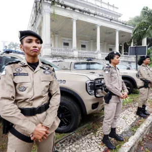 Jerônimo Rodrigues entrega viaturas para reforçar atuação da Ronda Maria da Penha no Norte do estado