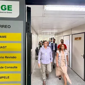 Roberta Santana inspeciona HGE e acompanha os preparativos para o Carnaval