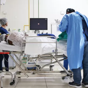 Hospital Regional da Chapada lidera um dos maiores mutirões de rastreamento do câncer colorretal do Brasil