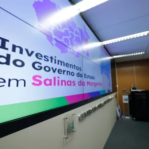 Governo do Estado garante obras estruturantes e veículos para a saúde de Salinas da Margarida