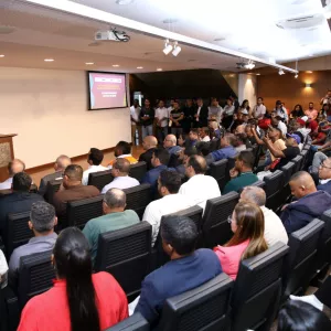 Jerônimo Rodrigues autoriza obras de encostas e macrodrenagem para ampliar segurança em seis municípios baianos