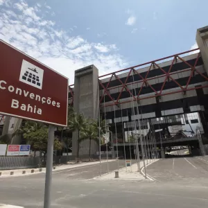 Secretaria da Administração publica edital para leiloar antigo Centro de Convenções