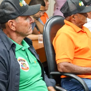 Seagri detalha ações para fortalecer cadeia produtiva do citrus em audiência na Alba