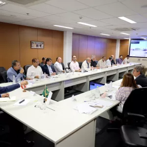 Durante reunião, Jerônimo Rodrigues reforça investimentos em saúde e áreas estratégicas para Piatã