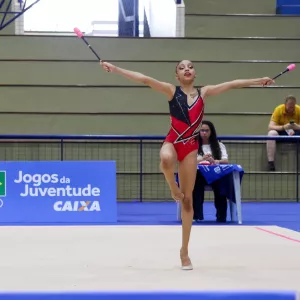 Três talentos baianos brilham na Seleção Brasileira de Ginástica Rítmica e sonham com o Mundial no Rio