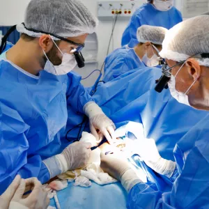 Mutirão inédito de cirurgias de mão do Hospital Ortopédico da Bahia beneficia 86 pacientes do SUS
