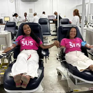 Campanha da Hemoba homenageia mães e reforça importância da doação de sangue