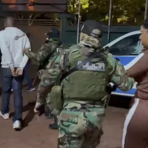 Governo da Bahia articula extradição de líder de facção capturado na Bolívia em operação internacional integrada