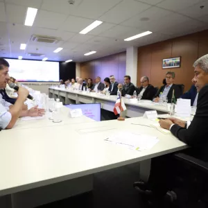 Encontro entre governador e prefeito de Umburanas define ações e garante entregas para o município