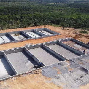 Obras de esgotamento sanitário em Ruy Barbosa já estão com 50% de avanço
