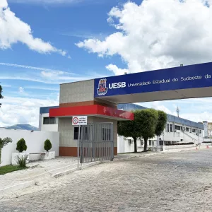 Uesb abre seleção para professor substituto em Itapetinga, Jequié e Conquista