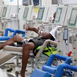Com mais de 213 mil sessões de hemodiálise pelo SUS,