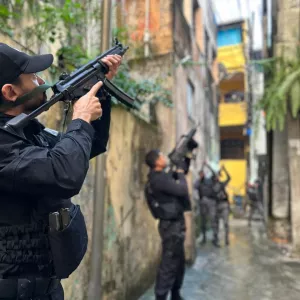 Polícia