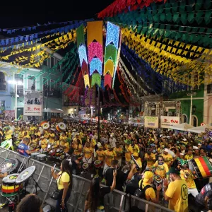 Em clima de Copa e São João, Pelourinho encerra festa com Alceu Valença e cerca de 50 atrações