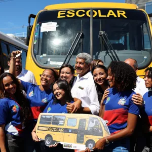 Nova escola amplia oferta de ensino em tempo integral para estudantes de Itatim