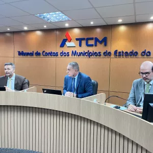 Instituições públicas assinam, no TCM-BA, acordo para qualificação de servidores em gestão de PPPs