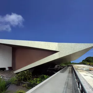 Novo TCA: Convocatória inédita abre Sala Principal para ocupação artística com isenção de pauta