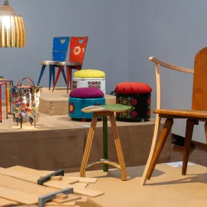 Exposição de Krajcberg e mostra internacional de design ocupam museus do Estado com arte e sustentabilidade