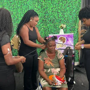 Julho das Pretas promove acolhimento e valorização da identidade negra no Colégio Estadual Clarice Santiago dos Santos