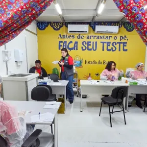 Com recorde de atendimentos, posto da Sesab no Pedrão de Eunápolis reforça prevenção às ISTs