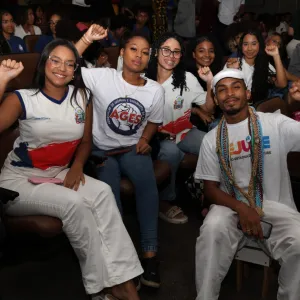 Juventude baiana discute participação social em ato na Alba