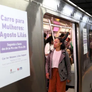 Agosto Lilás: Metrô Salvador passa a ter vagão permanente e exclusivo para mulheres nos horários de pico