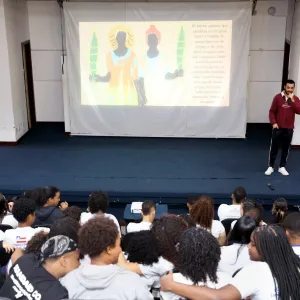 I Circuito Enem mobiliza estudantes de três escolas estaduais em Salvador