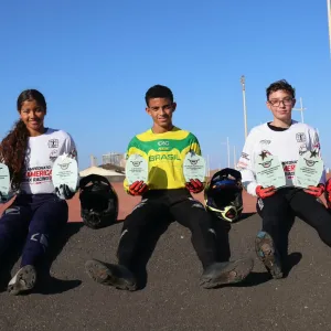 Jovens talentos do Projeto Pedal conquistam títulos continentais em Lima, no Peru