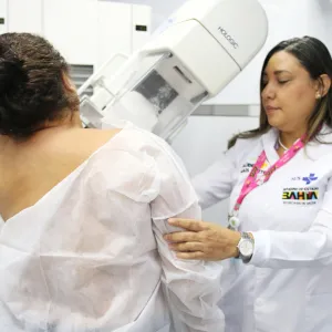 Outubro Rosa: Sesab mantém agendamentos para mamografias e consultas em Salvador