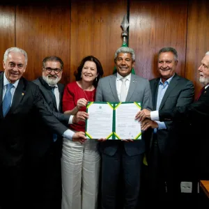 Em agenda com Jerônimo Rodrigues, Governo Federal formaliza destinação de R$ 3 bilhões para a Ponte Salvador–Itaparica