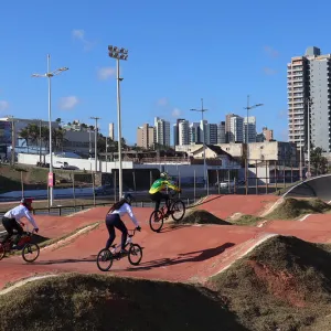 Projeto Pedal abre novas vagas gratuitas para aulas de BMX em Salvador