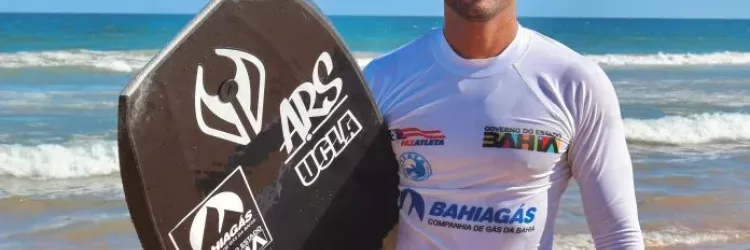 Gabriel Braga, atleta do bodyboarding e apoiado pelo FazAtleta, prepara-se para circuito mundial