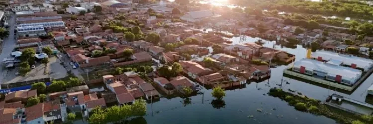 Governo da Bahia envia equipamentos, reforça saúde e encaminha doações para vítimas das chuvas em Bom Jesus da Lapa