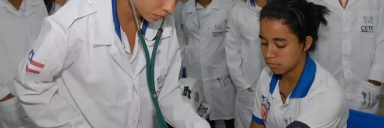 Organização curricular da Educação Profissional e Tecnológica é publicada pela SEC