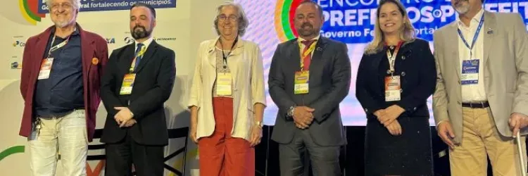 Experiência dos Consórcios Interfederativos de Saúde na Bahia é apresentada em encontro nacional de prefeitos