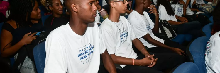 Inscrições para o pré-vestibular gratuito Universidade para Todos são prorrogadas e seguem até 2 de abril