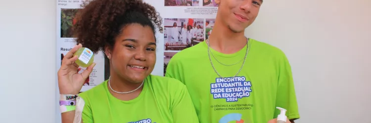 Estudantes desenvolvem produtos naturais para combater parasitas em animais domésticos