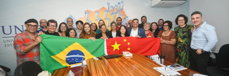 Uneb firma parceria para oferta de licenciatura e bacharelado para formação de professores de chinês e tradutores do idioma