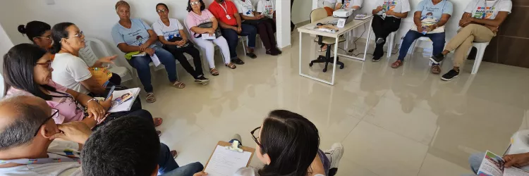 Coletivos Bahia pela Paz promovem atividade com estudantes da rede pública e agentes comunitários de Feira de Santana