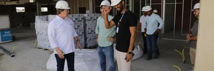 Conder vistoria avanço das obras do Hospital Regional de Alagoinhas, que já alcançam 70% de execução