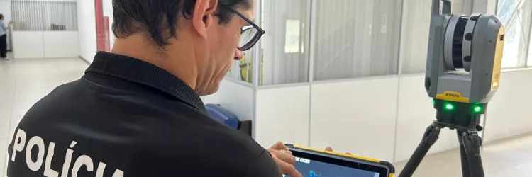 Novos equipamentos realizam varredura no local de crime