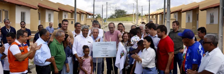 Governador entrega de 95 unidades habitacionais do Minha Casa, Minha Vida Bahia e nova escola de tempo integral em Jequié