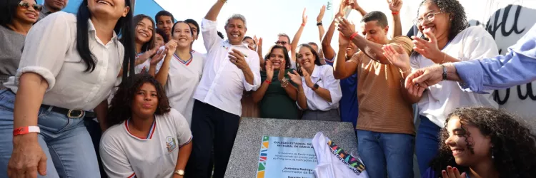 Governo do Estado entrega equipamentos de saúde e inaugura novo colégio em Dário Meira