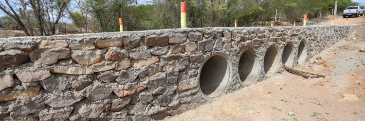 Passagens molhadas garantem mobilidade e fortalecem a agricultura familiar em Santa Brígida