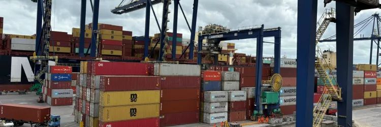 Imagens do Porto de Salvador.