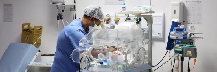 Mais da metade das mulheres que se tornaram mães na Bahia em 2024 teve seus filhos por cesárea