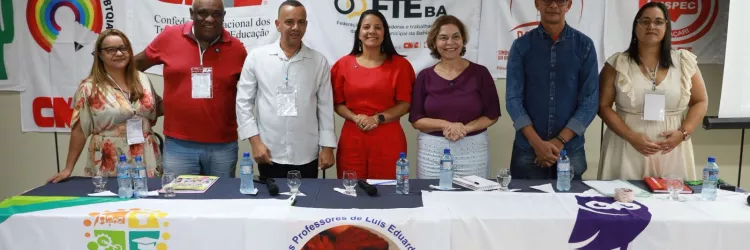 Com apoio da SEC, evento reúne educadores para discutir financiamento e planos de carreira