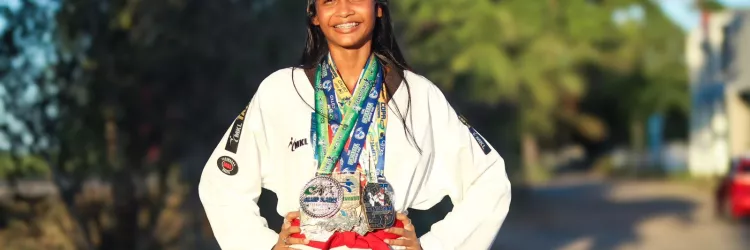 Atletas baianos do taekwondo e polo aquático viajam com apoio da Sudesb